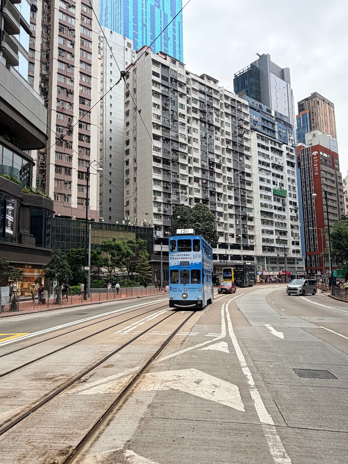 Hong Kong tram on the street — 1904 ding ding Cantonese cultural icon